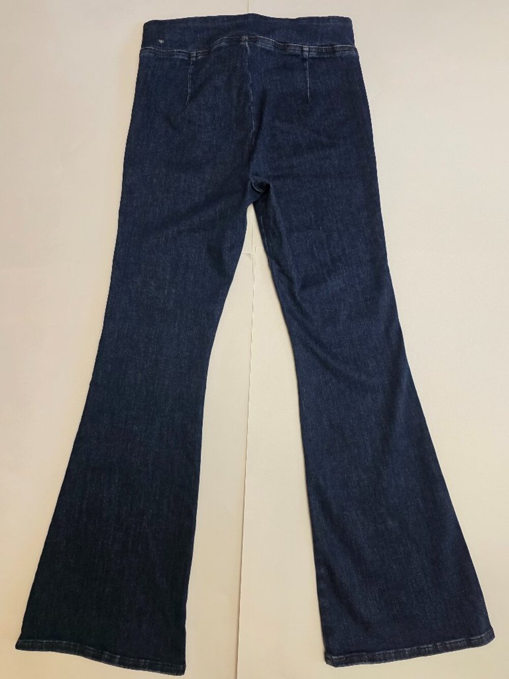 NWOT FRAME The Jetset Flare Jeans in Keller (size 30-34) - Picture 4 of 15